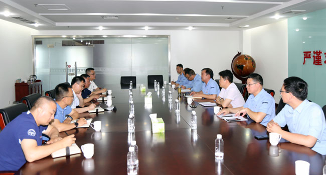 鄭州海關(guān)企管稽查處處長賀方、洛陽海關(guān)關(guān)長郭學(xué)良等到萬基控股集團調(diào)研