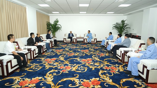 中鋁寧夏能源集團(tuán)黨委書記、董事長丁吉林一行到萬基控股集團(tuán)調(diào)研