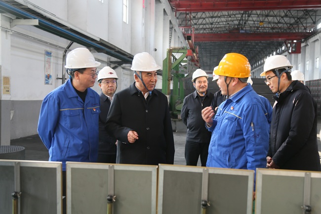 青海省委常委、海東市委書記烏拉孜別克·熱蘇力汗一行到萬基控股集團(tuán)調(diào)研